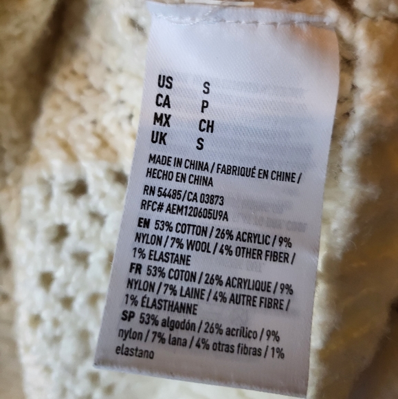 Cream American Eagle Outfitters Knitted Sweater size Small - Picture 5 of 7